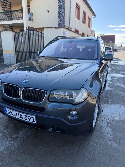 Vând BMW X3 Automat 4x4  Motor 2L