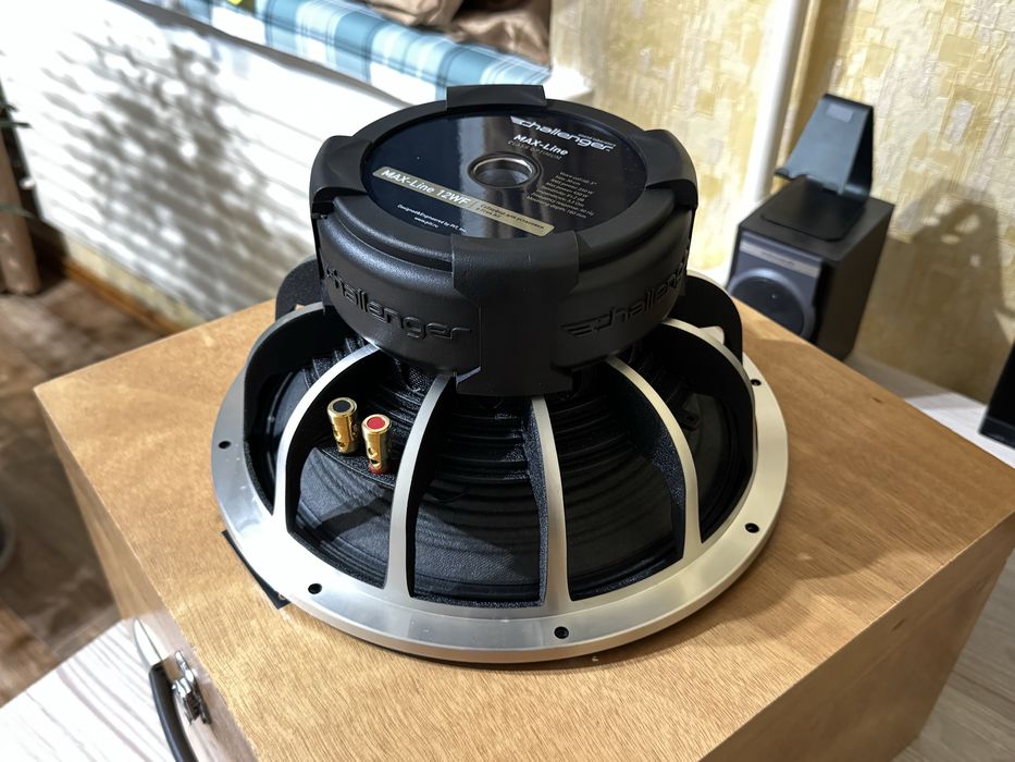 Новый сабвуфер Challenger MAX-Line 12WF