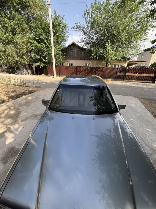 Mersedes benz w124