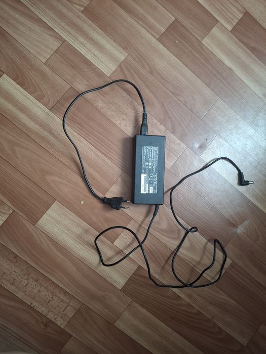 Оригинальный блок питания Sony (адаптер) для телевизора