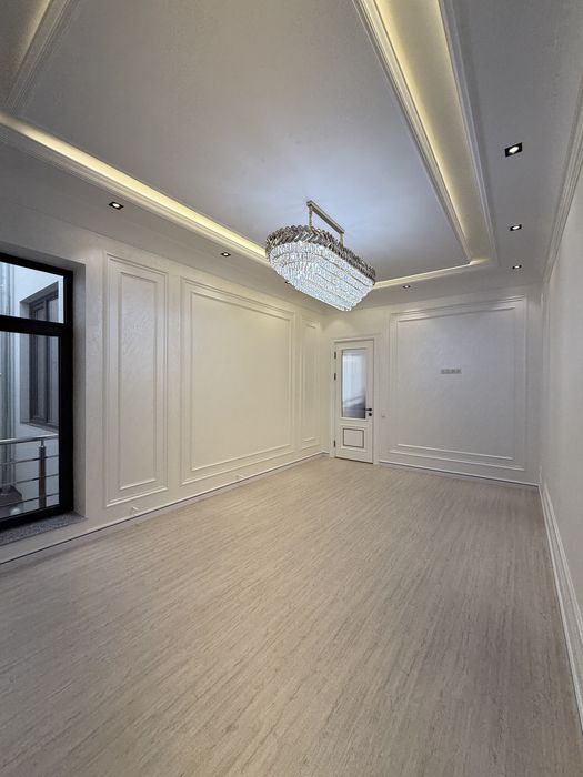 3 этажли Метрога якин хай-тек уй сотилади!