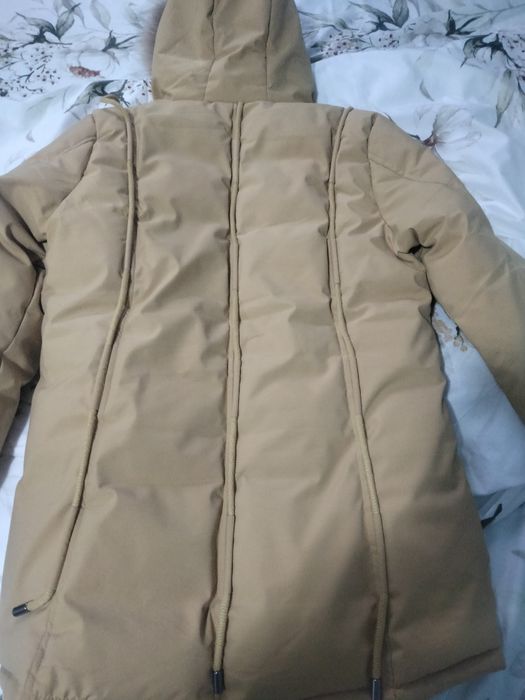 Vand geaca 120 lei