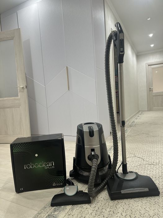 Продам Робоклейн Aura Roboclean Splus