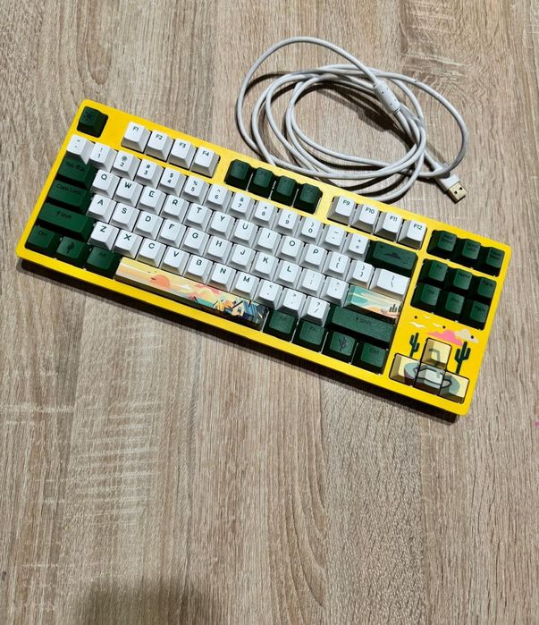 Tastatura Dareu A87L Summer Green  stare foarte buna