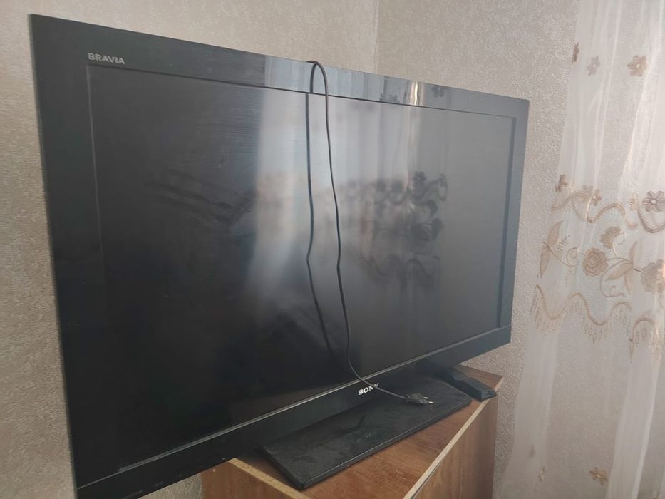 Телевизор на запчасти