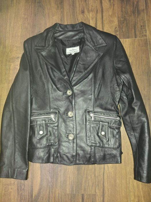 Чисто ново дамско яке от естествена кожа. Купуване от Гърция
