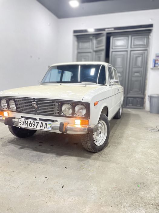 Jiguli Vaz2106 sotiladi