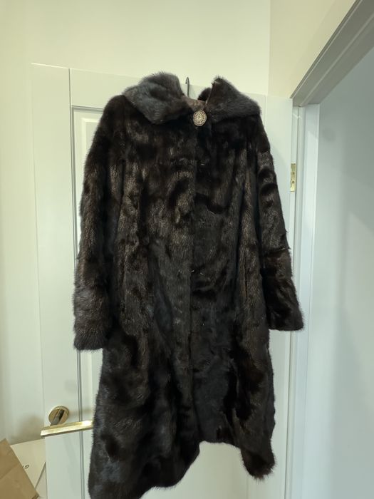 Продам норковую шубу