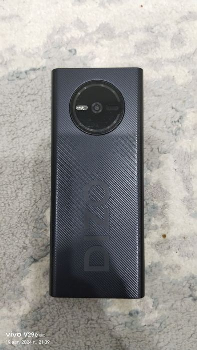 Продаётся телефон Dizo star 500