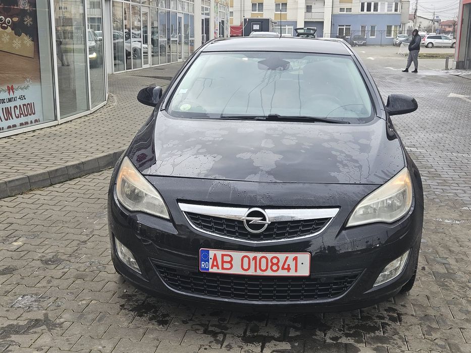 Opel Astra J An 2011 Motor 1.7 Diesel RAR EFECTUAT