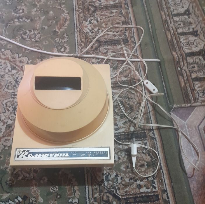 Срочно. Советский увлажнитель воздуха"Комфорт". Работает