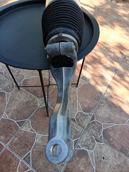 Perne aer Bilstein pentru Tesla MS și MX