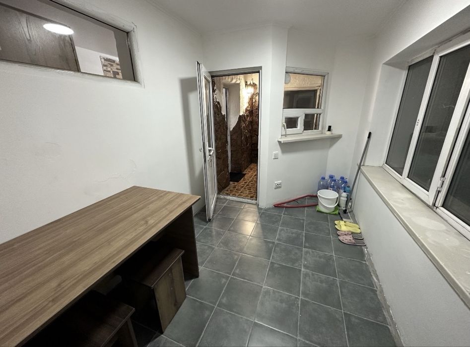 Продам участок с двумя зданиями!