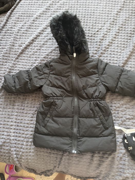 Продам новую детскую куртку