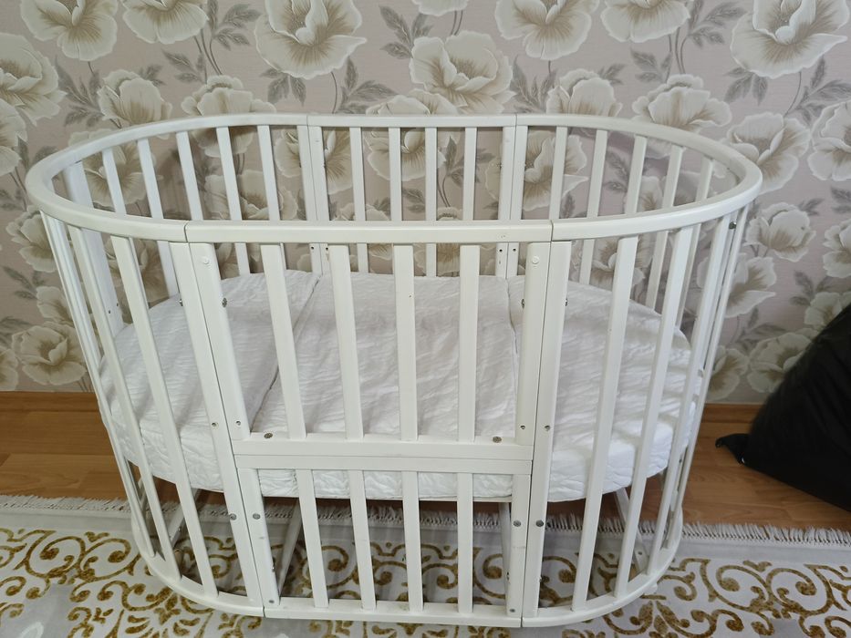 Продам детскую кроватку