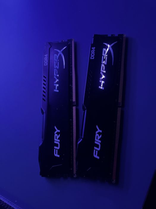 Memorii RAM DDR4 16GB