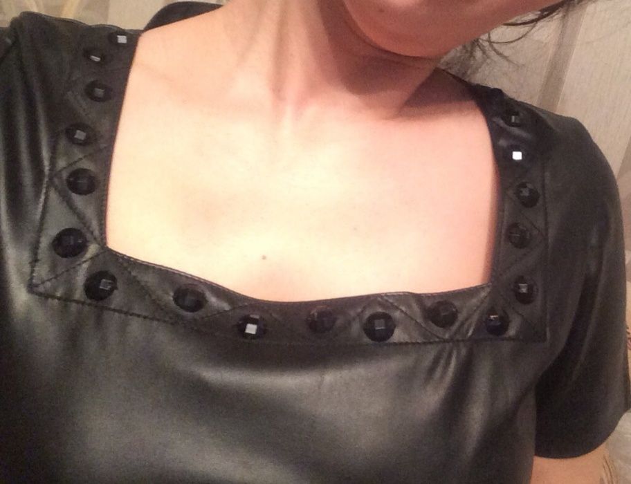 Кожаное платье вечернее