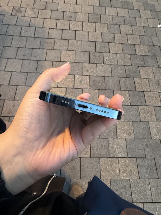 Продаю iPhone 12 Pro, 256Gb