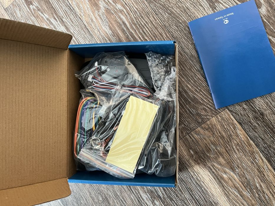 Автосигнализация Tomahawk TW 9010