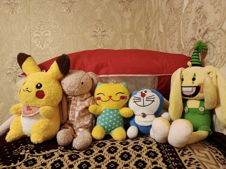 Мягкие игрушки  яркие