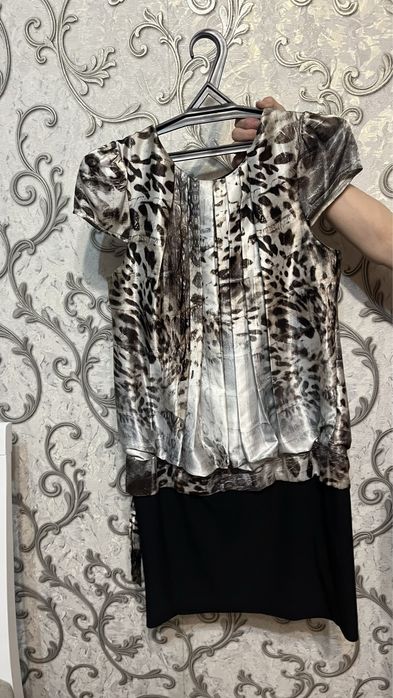 Продам 4 платья, одна по 2000 тг