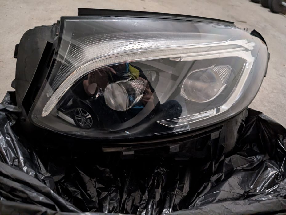 Vand far mercedez benz glc