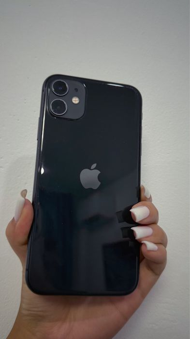 телефон iPhone 11