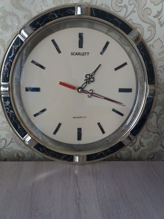 Настенные часы стеклянные SCARLETT