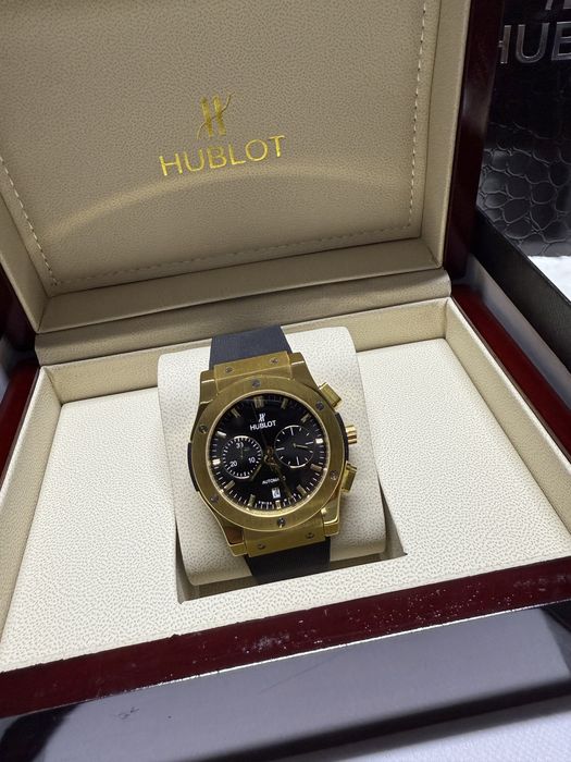 Hublot classic fusion 42 mm, AUTOMATIC- full box