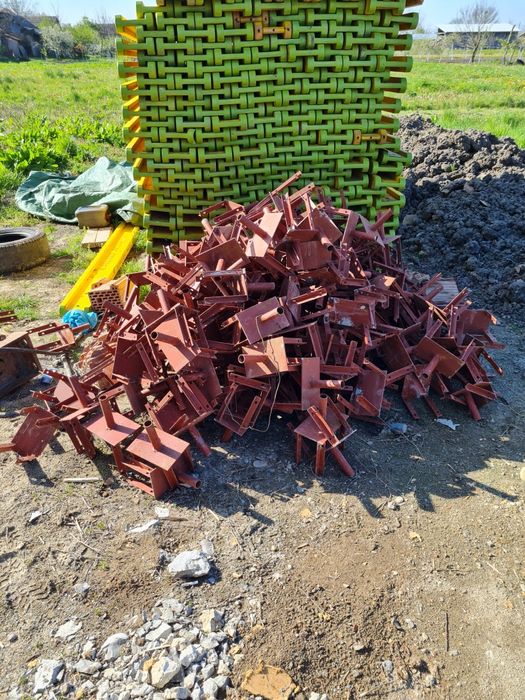 Inchiriez schela Timisoara inchiriez popi metalici