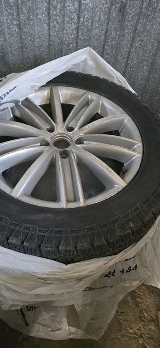 Комплект оригинальных дисков и резины