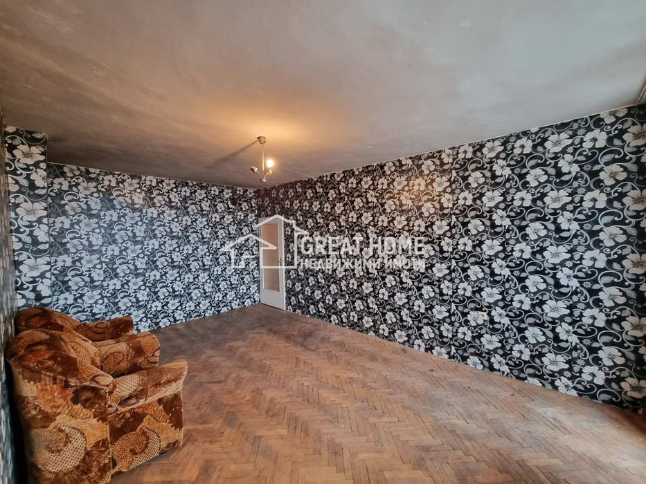 Продава се Тристаен апартамент в Търговище, Център - 68 кв.м за 612 €/кв.м - Снимка #3