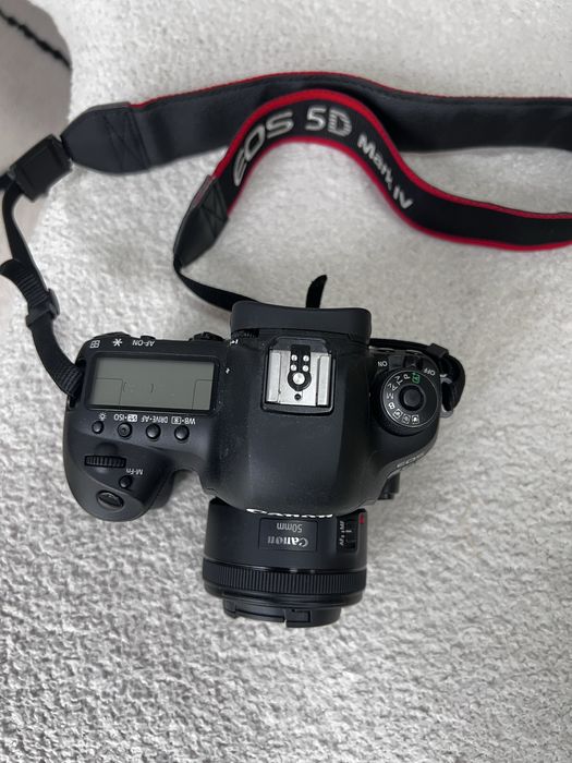 Canon 5D mark4 б/у в отличном состоянии
