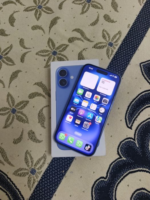 Продается телефон