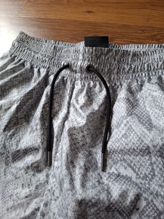 Nike дамско долнище S размер.