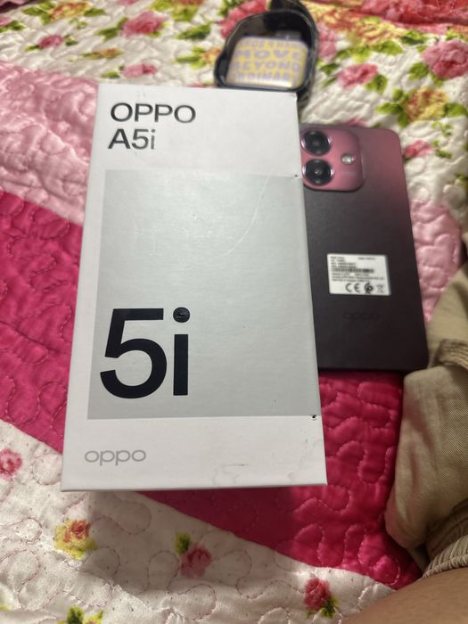 Продам телефон новый