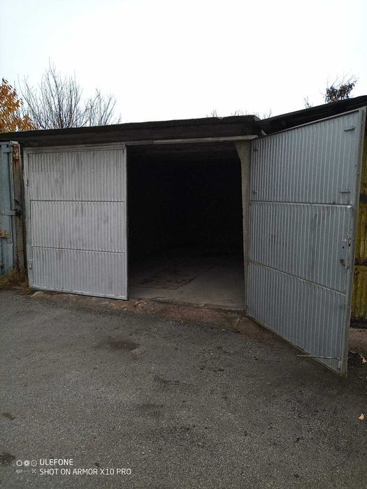 Дава се под наем Гараж / Паркомясто в Свищов - 20 кв.м за 39.78 € - Снимка #2