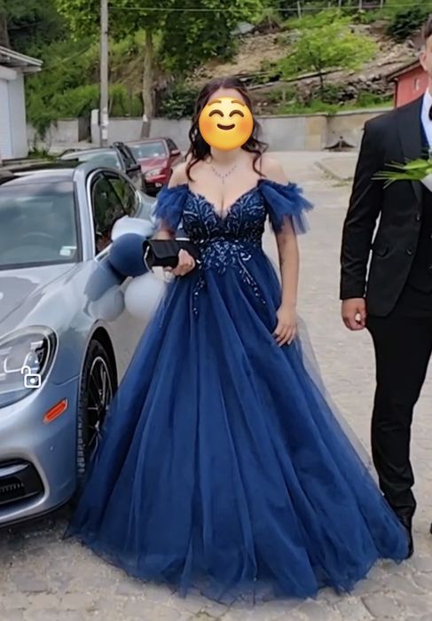 Прекрасна бална рокля