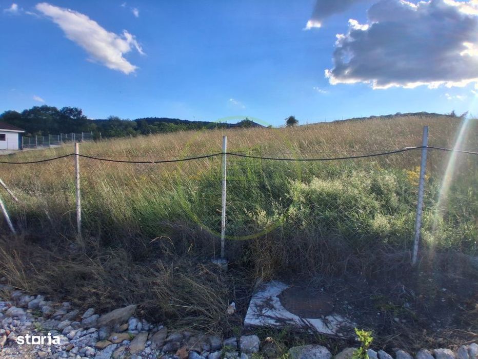 Teren intravilan de vanzare, 700 mp.  la 8 km de Cluj-Napoca