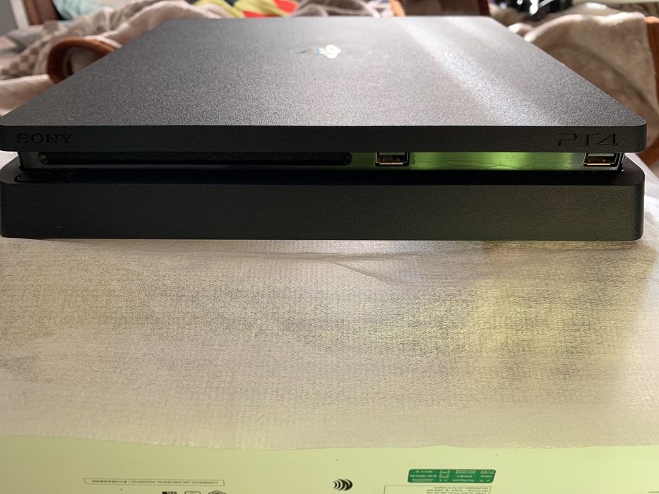 Playstation 4 slim, Ps4 Pro 100Тор с играми 2- джойстик Novi оптом