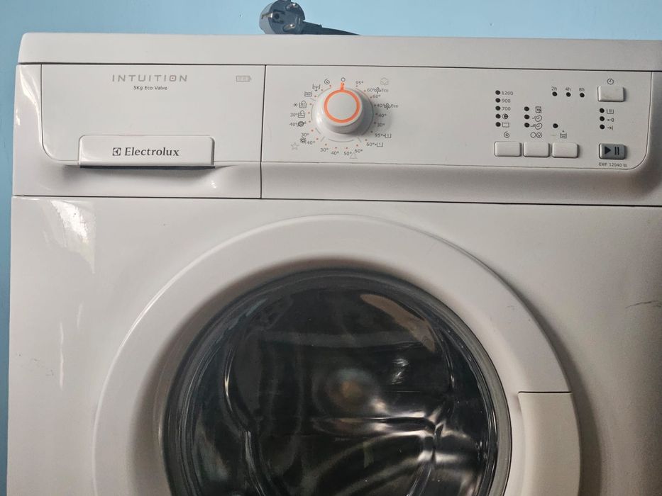 Стиральная машинка ELECTROLUX
