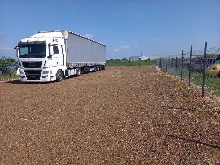 Vand sau inchiriez teren langa aeroport