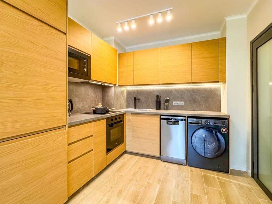 Дава се под наем Едностаен апартамент в Бургас, Сарафово - 64 кв.м за 500 € - Снимка #3