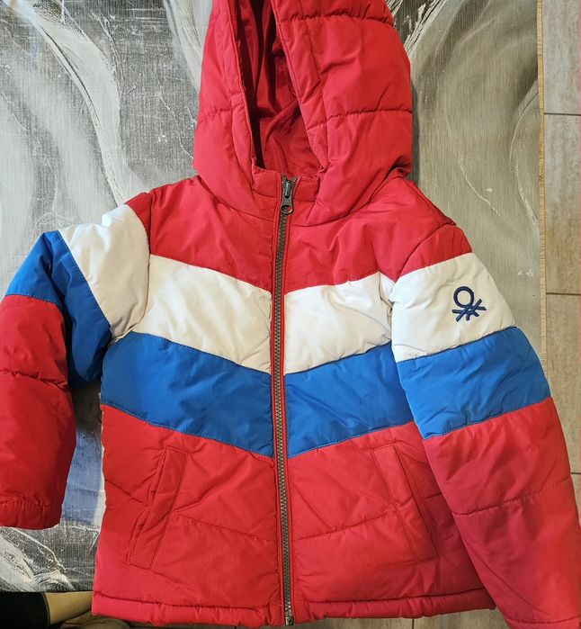 Яке бенетон benetton за момче 3-4 г