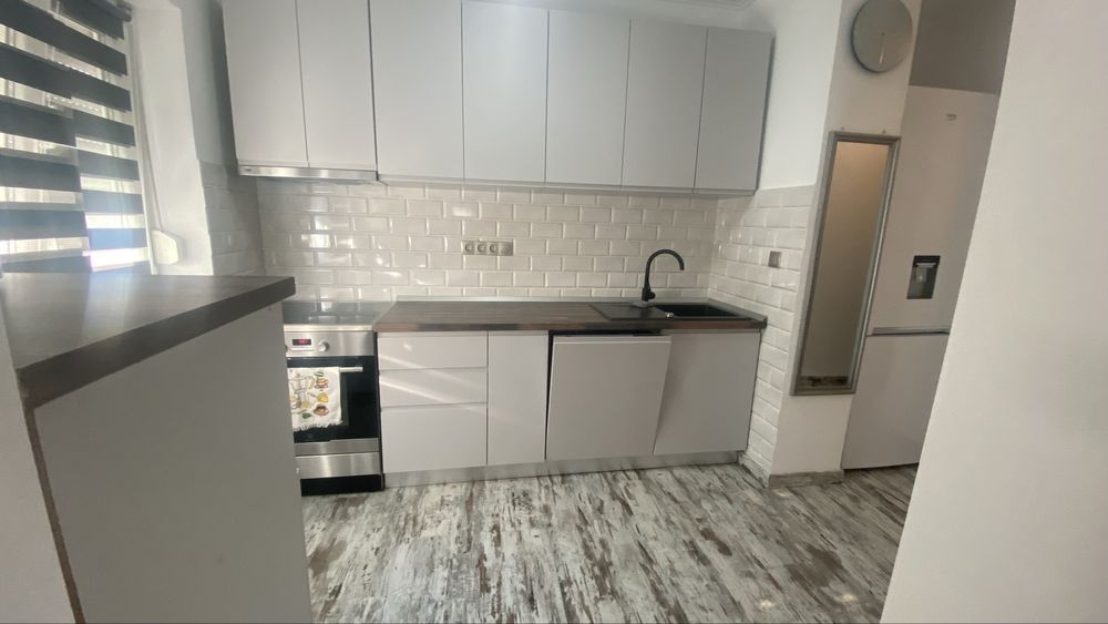 Chirie apartament 3 camere central