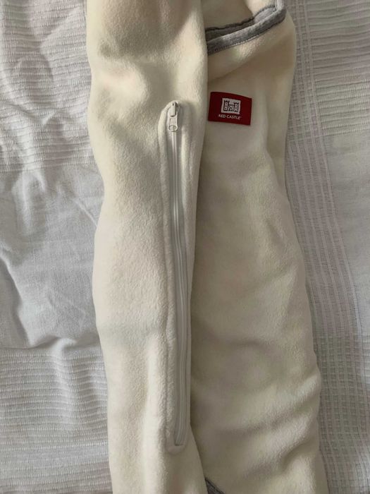 Red Castle многофункционална пелена за момиче или момче