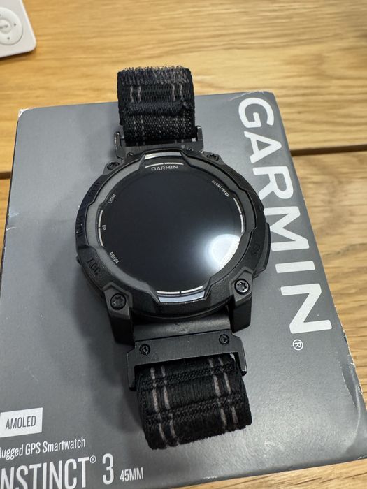 Garmin Instinct 3 AMOLED 45mm