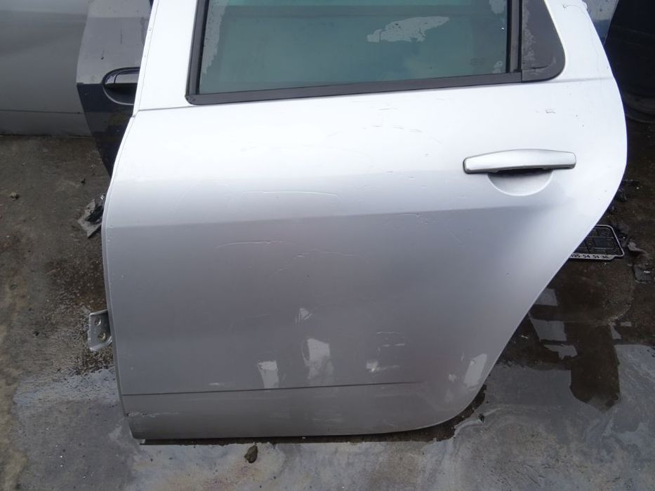 Vand Usa Spate Stanga Dacia Duster din 2011 fara rugina fara lovituri