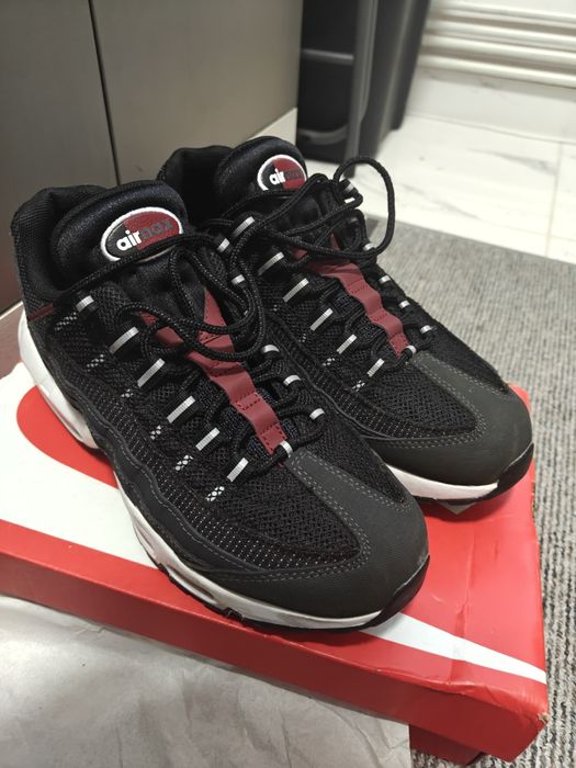 Adidași Nike Air Max 95