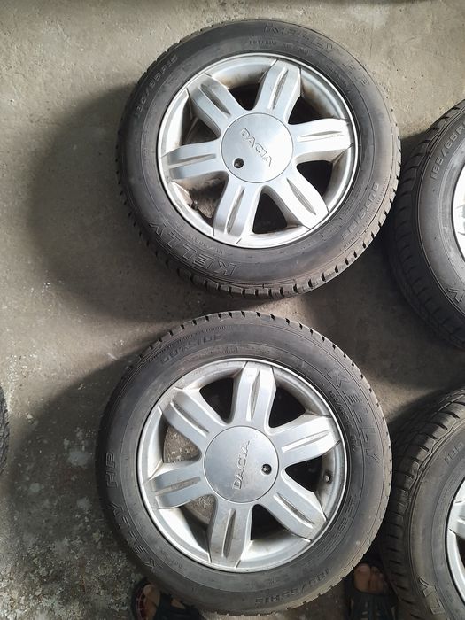 Set 4 Jante Aliaj pentru LOGAN